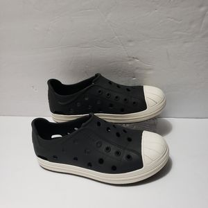 CROCS Slip On Junior Unisex Shoes Size 1